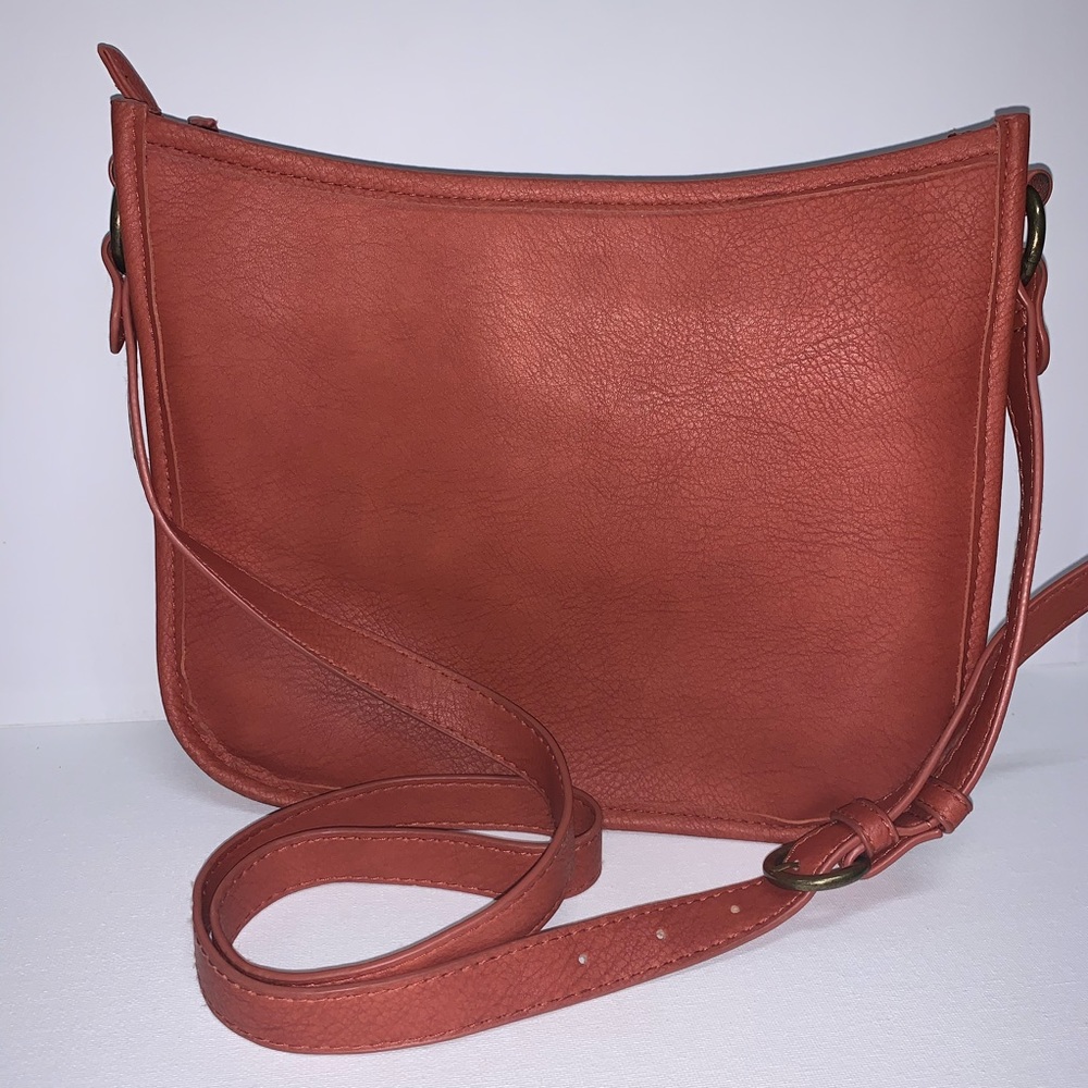 Universal Thread Medium Crossbody Bag/Purse Brown